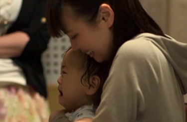 実話映画「子宮に沈める」のあらすじとネタバレ解説 【大阪二児置き去り死事件】